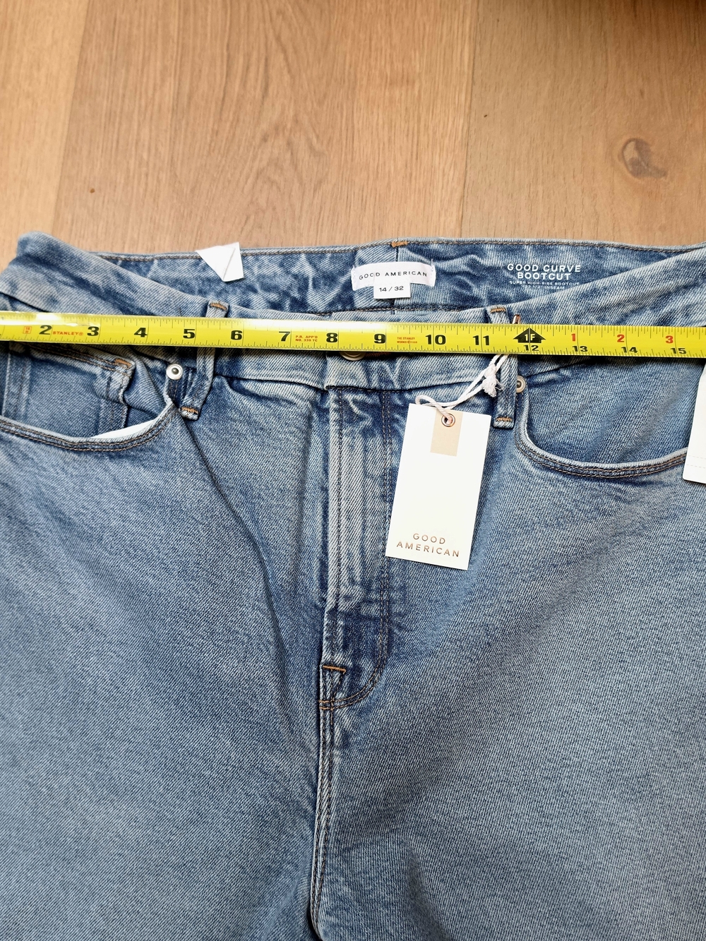 NWT Good American good curve bootcut High-Rise Light Blue Jeans - Women - Picture 5 of 6